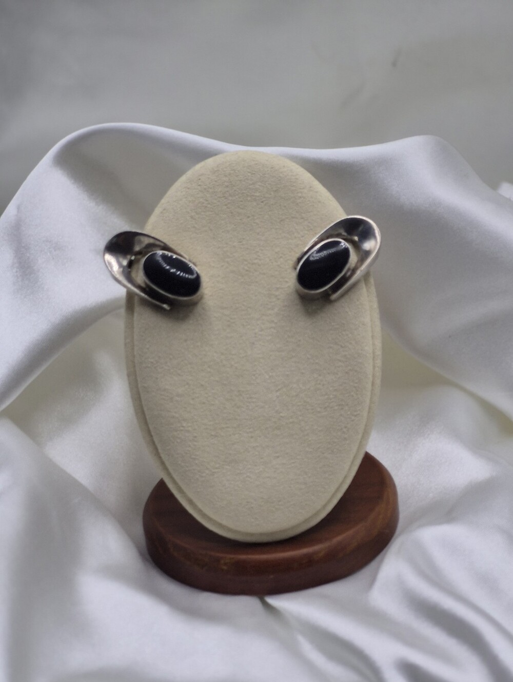 TAXCO signed Sterling Silver Black Onyx Clip-On Earrings